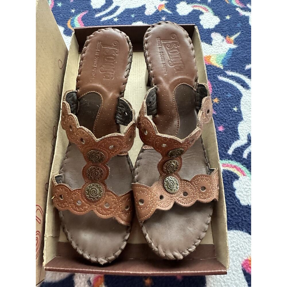 Tsonga Women's Size 9 New With Box Akelha Brown Hand Sewn In Africa Sandals